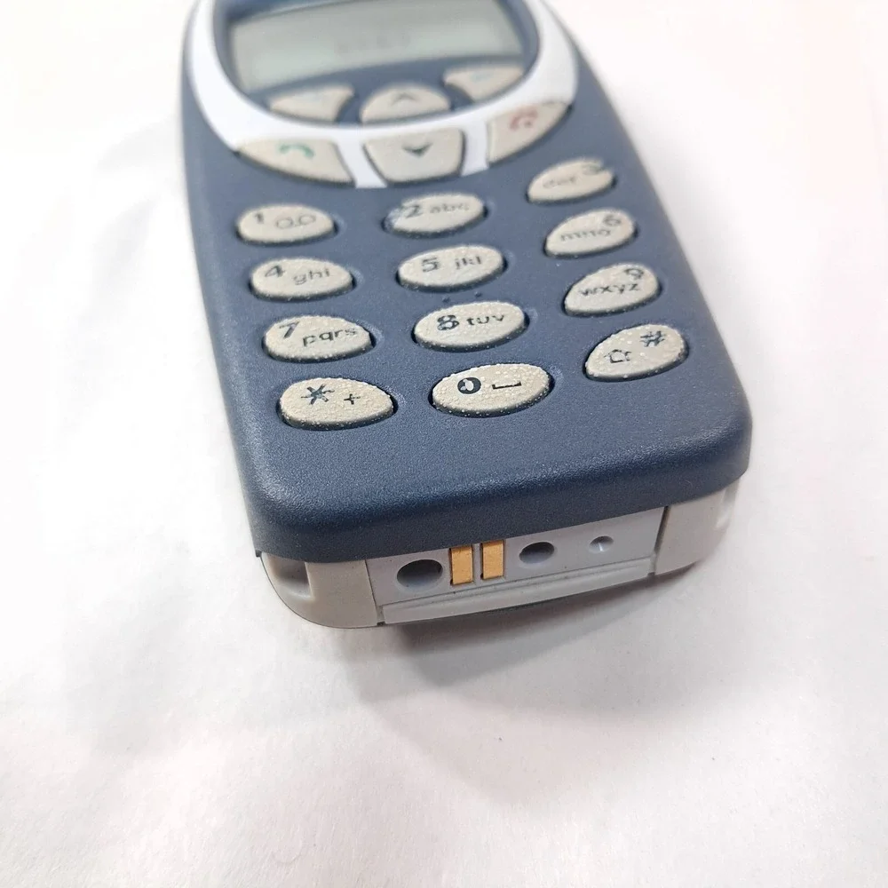 Vintage Nokia‎ 3360 blue Cell Phone Non-Working Sample Collector's display